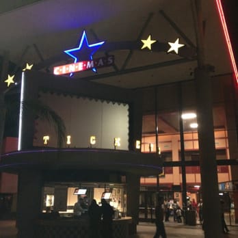 AMC Temecula 10 - It looks like an UltraStar, but it's now a Digiplex! - Cinema Near Me - Temecula, California