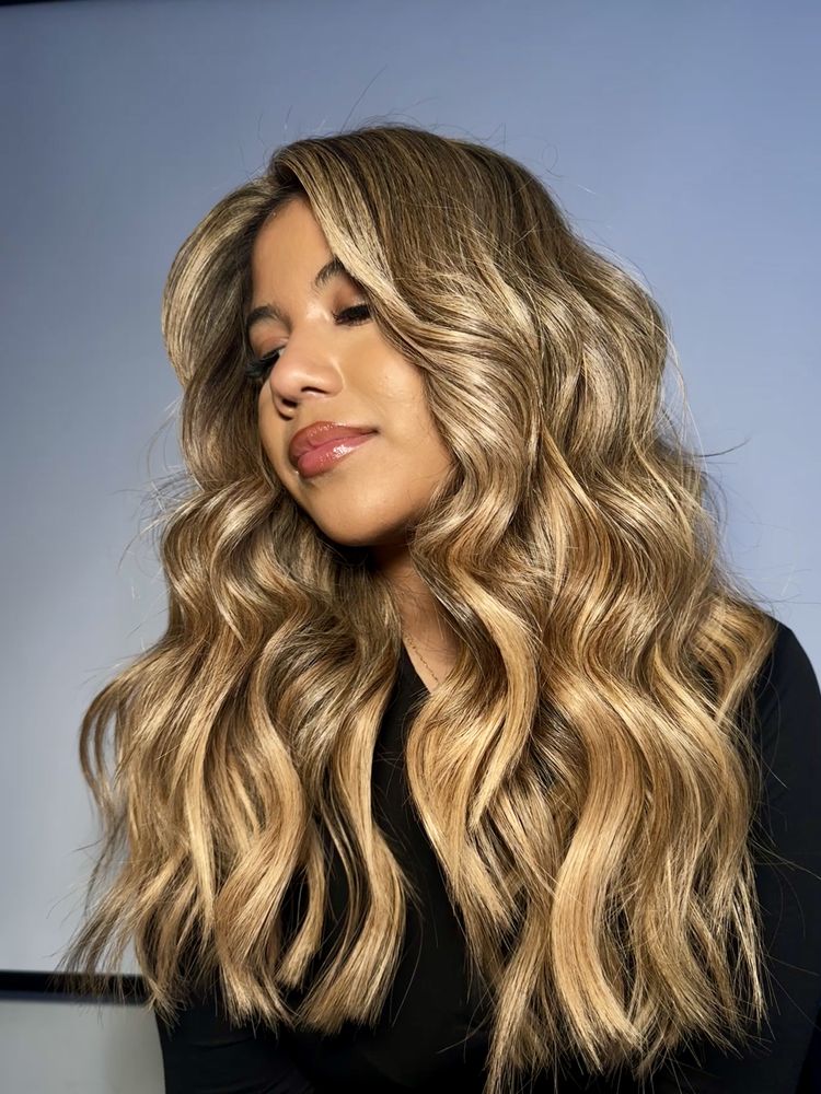 To Dye For Hair Studio Logo