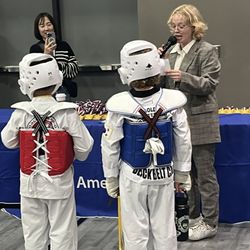 World Champion Taekwondo - Jordan handing out medals at the friendship tournament