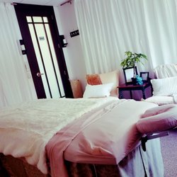 Angel's Aromatic Massage - Pamper yourself. You deserve it.