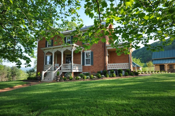 The Inn at Mount Vernon Farm by null