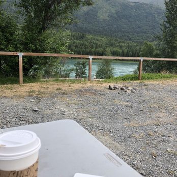 Grizzly Ridge - Vacation Rentals Near Me - Cooper Landing, Alaska Grizzly Ridge - Vacation Rentals Near Me - Cooper Landing, Alaska