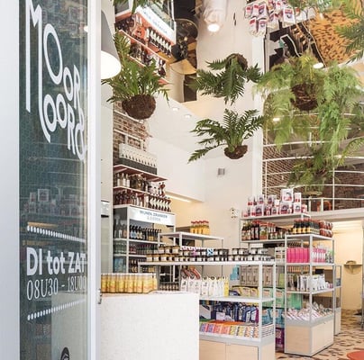 Laptop friendly cafe