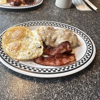 Classic Diner - Biscuits and gravy - Diners Near Me - Fremont, California Classic Diner - Biscuits and gravy - Diners Near Me - Fremont, California