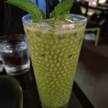 Oiza - Matcha latte - Sushi Bars Near Me - Fresno, California