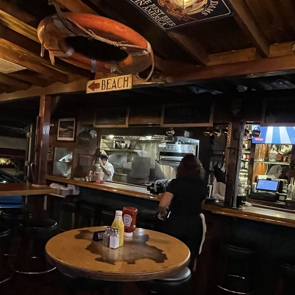 OB's Pub & Grill - Fun decor - Sports Bars Near Me - Manhattan Beach, California OB's Pub & Grill - Fun decor - Sports Bars Near Me - Manhattan Beach, California