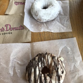 Stan's Donuts & Coffee - Donuts Near Me - Chicago, Illinois
