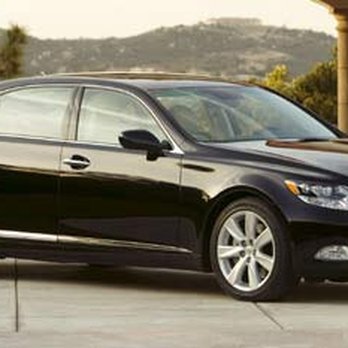Dan's Town Car Services - Limos Near Me - Colorado Springs, Colorado Dan's Town Car Services - Limos Near Me - Colorado Springs, Colorado
