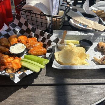 Bar-Bill North - Wings and beef on weck - Chicken Wings Near Me - Clarence, New York Bar-Bill North - Wings and beef on weck - Chicken Wings Near Me - Clarence, New York