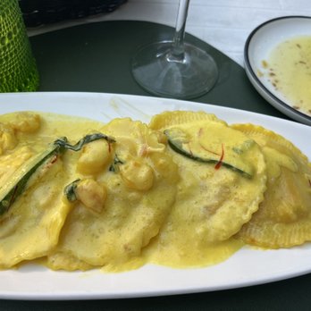 Petralunga - Lobster Rav - Pizza Near Me - Miami, Florida