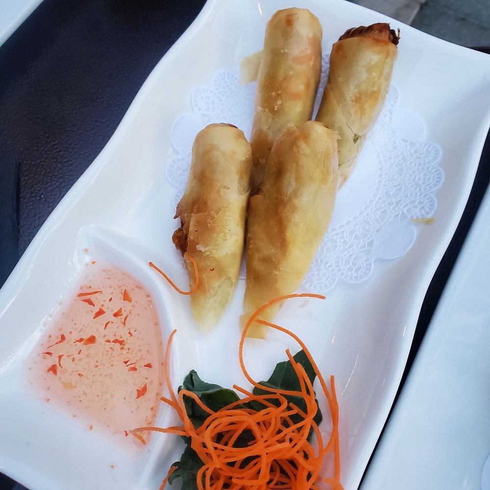 Kabuki - Spring roll - Sushi Bars Near Me - Palm Beach Gardens, Florida