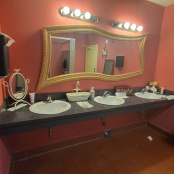 Jazzy’s Cabaret - The bathroom at 12pm the day of the event... they just opened ‍ - Soul Food Near Me - New Haven, Connecticut
