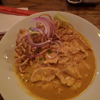 C'est Bien Thai - Khao Soy - Thai Near Me - Chicago, Illinois