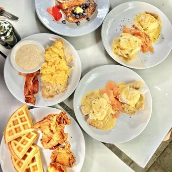 Main Road Biscuit - Breakfast & Brunch Near Me - Jamesport, New York