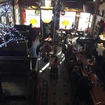 Nicky's Lionshead Taverns - New American Near Me - De Pere, Wisconsin