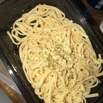 Ocean Crab - Garlic noodles - Seafood Near Me - Marysville, California
