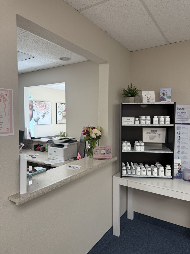 Cosmo Health Resolution Logo