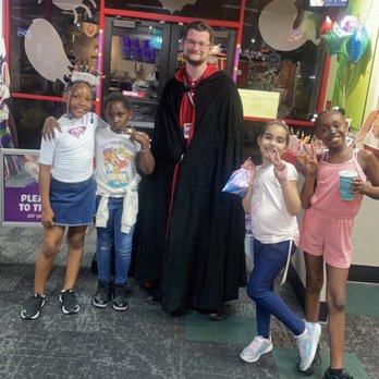 Chuck E. Cheese - The best staff members ever ! - Pizza Near Me - Fairfield, California Chuck E. Cheese - The best staff members ever ! - Pizza Near Me - Fairfield, California