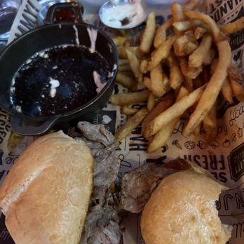 Eight Thirty Common - Brilliant French Dip - Gastropubs Near Me - Meridian, Idaho