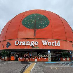 Florida Orange World - In front