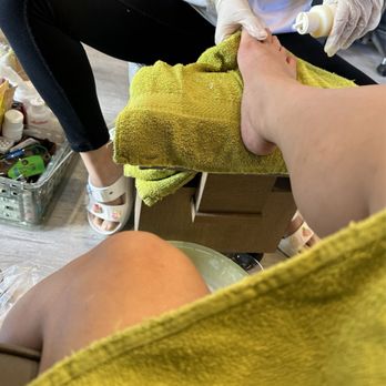 Bellacures - Nail Salons Near Me - Studio City, California Bellacures - Nail Salons Near Me - Studio City, California