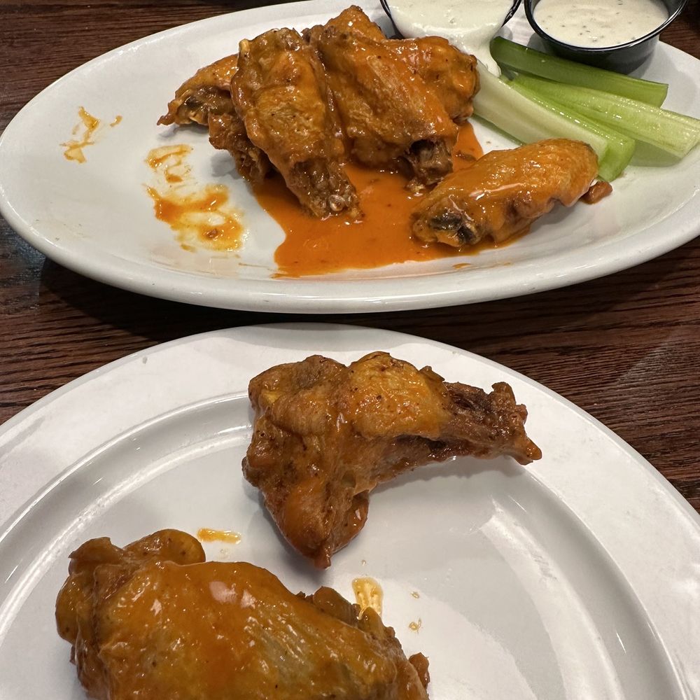 Bacco Pizzeria - Buffalo wings (mild) - Pizza Near Me - Abingdon, Maryland
