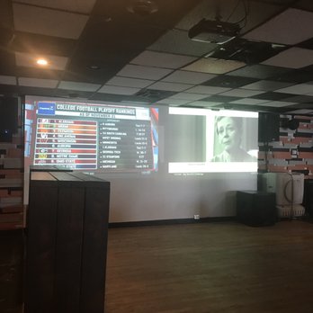 The District Pub & Kitchen - Inside - Bars Near Me - El Paso, Texas
