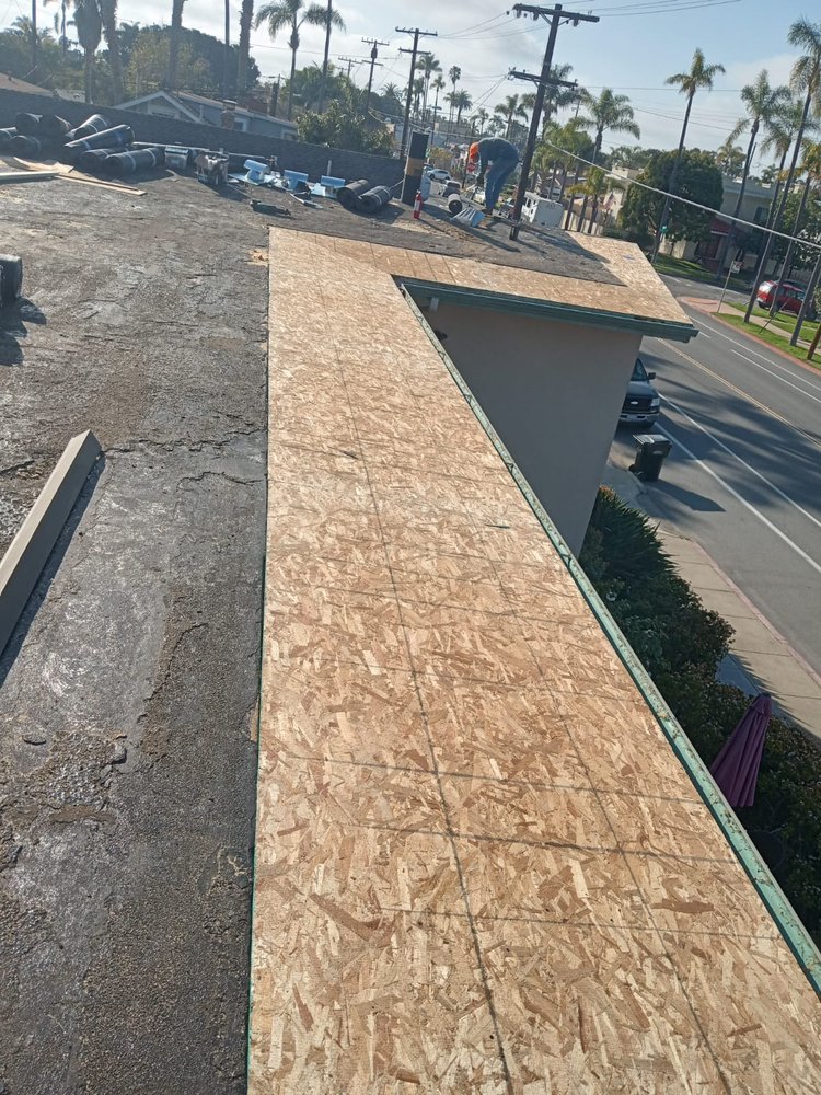 Slide of Chavez Roofing Services