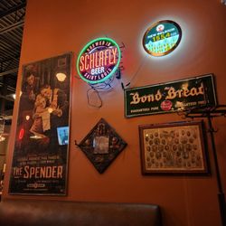The Pasta Factory - Decor