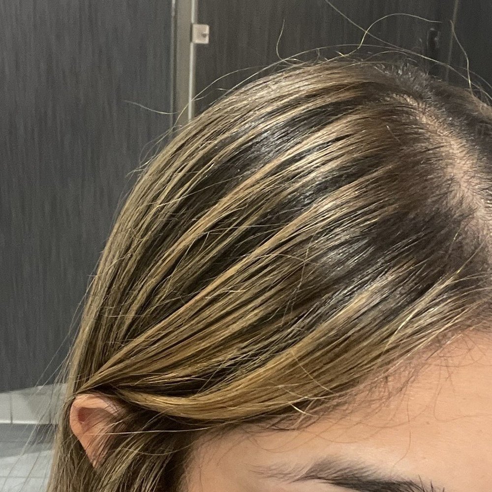 Stripey yellow highlights when requested a balayage Stripey yellow highlights when requested a balayage