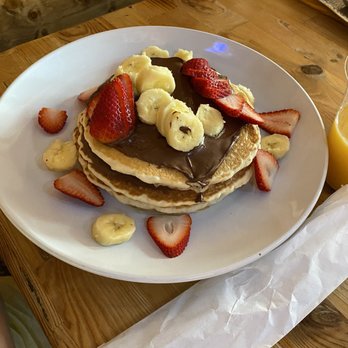 Mosaic Cafe Restaurant - Nutella Heaven Pancake - Breakfast & Brunch Near Me - Virginia Beach, Virginia