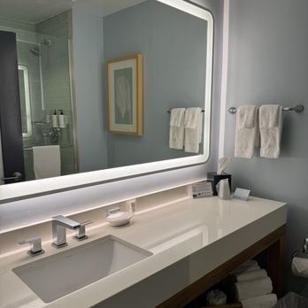 Catalina Canyon Inn - Hotels Near Me - Avalon, California Catalina Canyon Inn - Hotels Near Me - Avalon, California