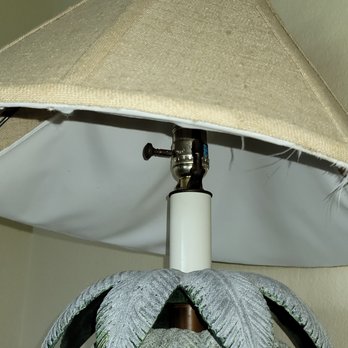 Aloha Beach Vacations - Living room lamps - Vacation Rentals Near Me