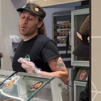 Subway - Very rude and condascending!! - Sandwiches Near Me - White Hills, Arizona