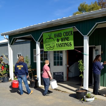 Dressel Farms - Fruits & Veggies Near Me - New Paltz, New York
