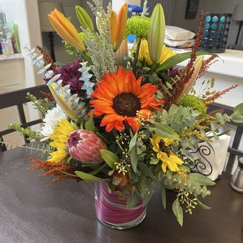 96 Flowers & 13 Stems - My beautiful arrangement - Florists Near Me - La Mesa, California