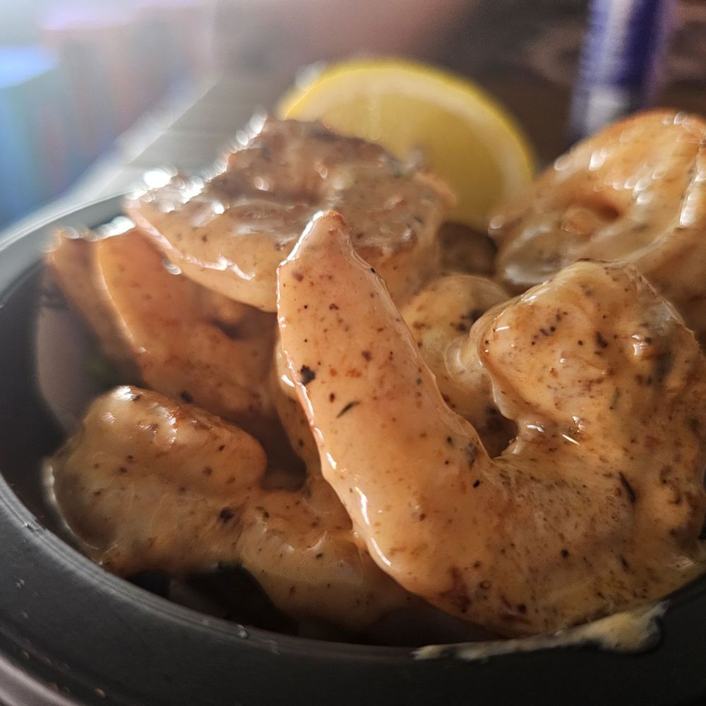 Coco's Crush Bar and Grill OG - Tiki Bars Near Me - Clearwater, Florida