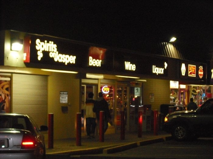 SPIRITS ON JASPER Updated September 2024 11314 Jasper Avenue NW, Edmonton, Alberta Beer