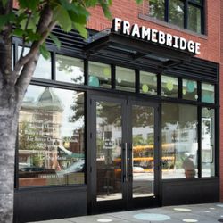 Framebridge - Exterior of Framebridge 14th Street