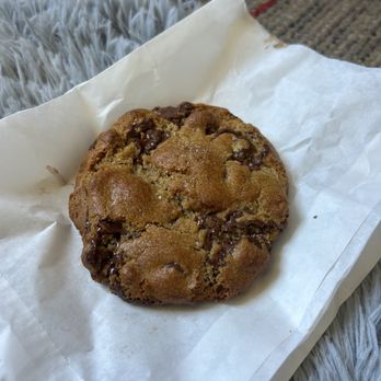 Cellar Door Cafe - Chocolate Chip Cookie - American Near Me - Lawrence, Kansas