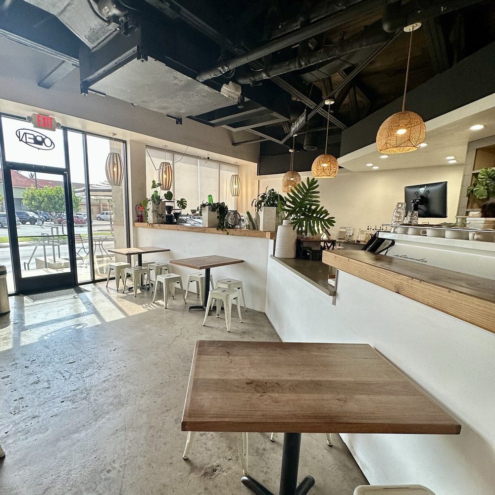 Akamai Coffee - Other side of the counter - Coffee & Tea Near Me - Kihei, Hawaii