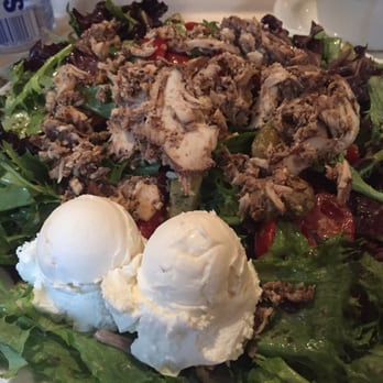 la Madeleine - Roasted vegetable chicken salad - Breakfast & Brunch Near Me - Alexandria, Virginia la Madeleine - Roasted vegetable chicken salad - Breakfast & Brunch Near Me - Alexandria, Virginia