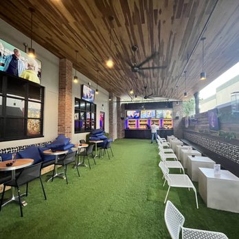 Ale & Ivy - Outside covered patio - Sports Bars Near Me - Spring, Texas Ale & Ivy - Outside covered patio - Sports Bars Near Me - Spring, Texas
