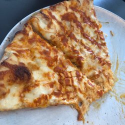 Josie's Pizza At The Bay - Buffalo Chicken Pizza