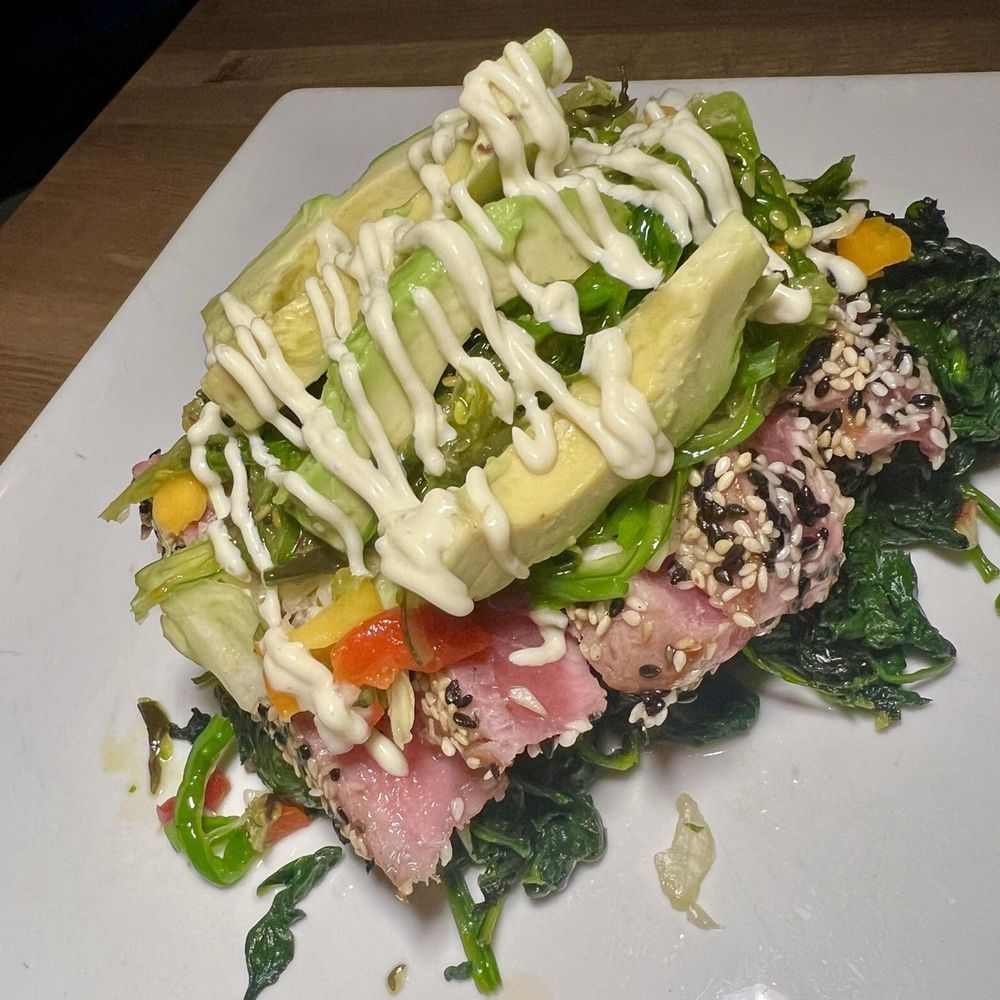 Prime Pub - Tuna tacos - subbed tortillas for bed of spinach - Gastropubs Near Me - Somers, New York