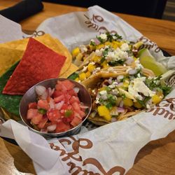 Latitude 39 - Taco special!