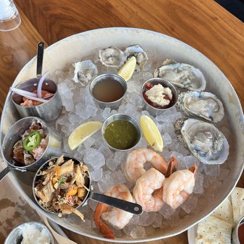Swizzle Dinner & Drinks - Seafood platter (small) - New American Near Me - Louisville, Kentucky Swizzle Dinner & Drinks - Seafood platter (small) - New American Near Me - Louisville, Kentucky