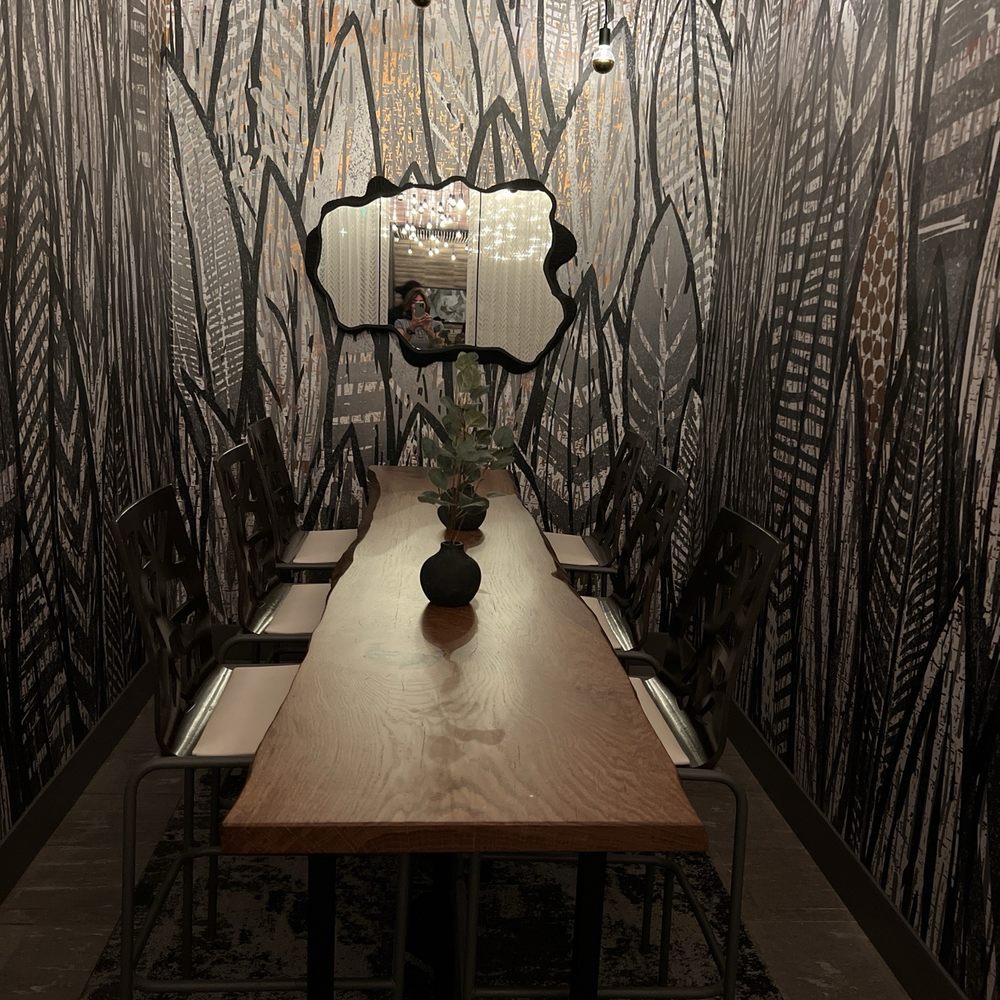 Ryze Skyline Lounge - Private dining room - Lounges Near Me - Colorado Springs, Colorado Ryze Skyline Lounge - Private dining room - Lounges Near Me - Colorado Springs, Colorado