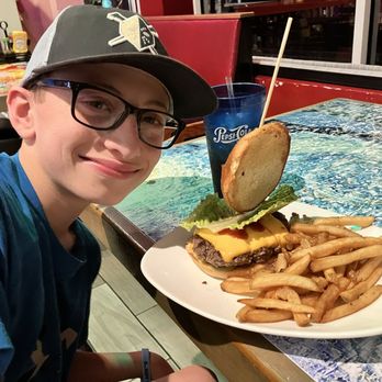 ART Burger Sushi Bar - The Art Burger - Sushi Bars Near Me - Myrtle Beach, South Carolina