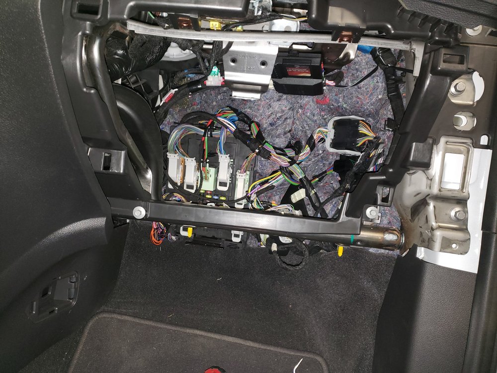 EXPERT ELECTRONICS Updated August 2024 801 S Peoria Ave, Tulsa, Oklahoma Car Window